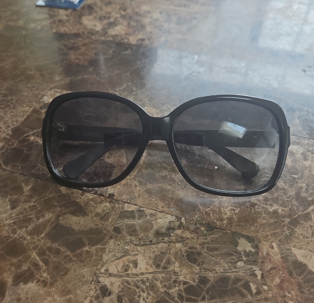 Coach S2029 Sunglasses Used Great Quality.
